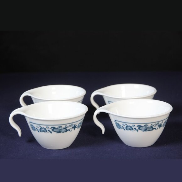 Four Teacup and Saucer Sets in the Corning Ware Corelle “Old Town Blue” pattern - Picture 2 of 7